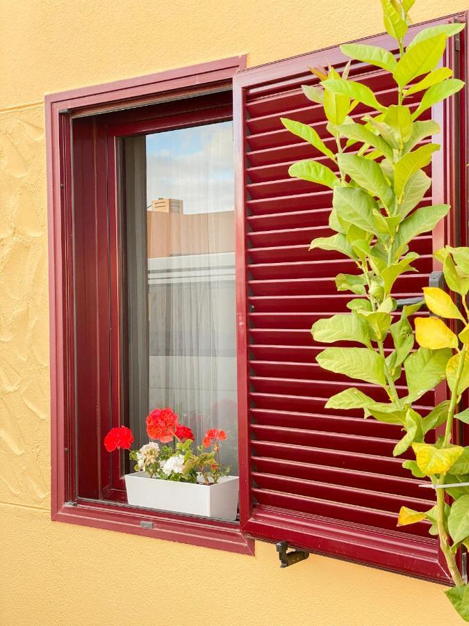 Апартаменты Habitacion Privada + Bano Privado En La Vivienda Коральео Экстерьер фото